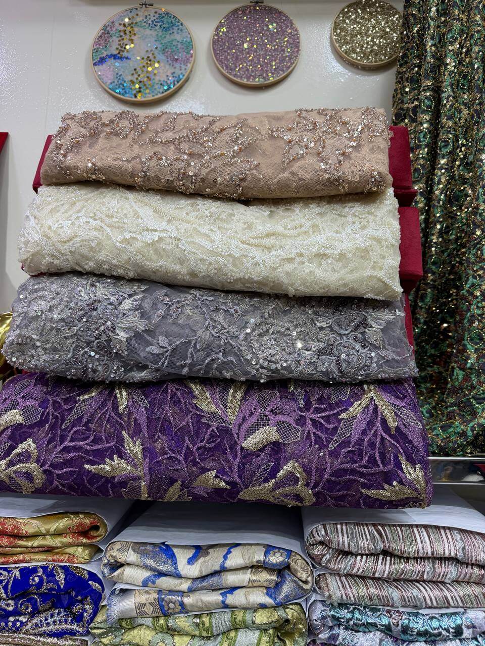Quel tissu choisir pour une djellaba ou un kimono d'été ? (Coton, Viscose, Tulle)